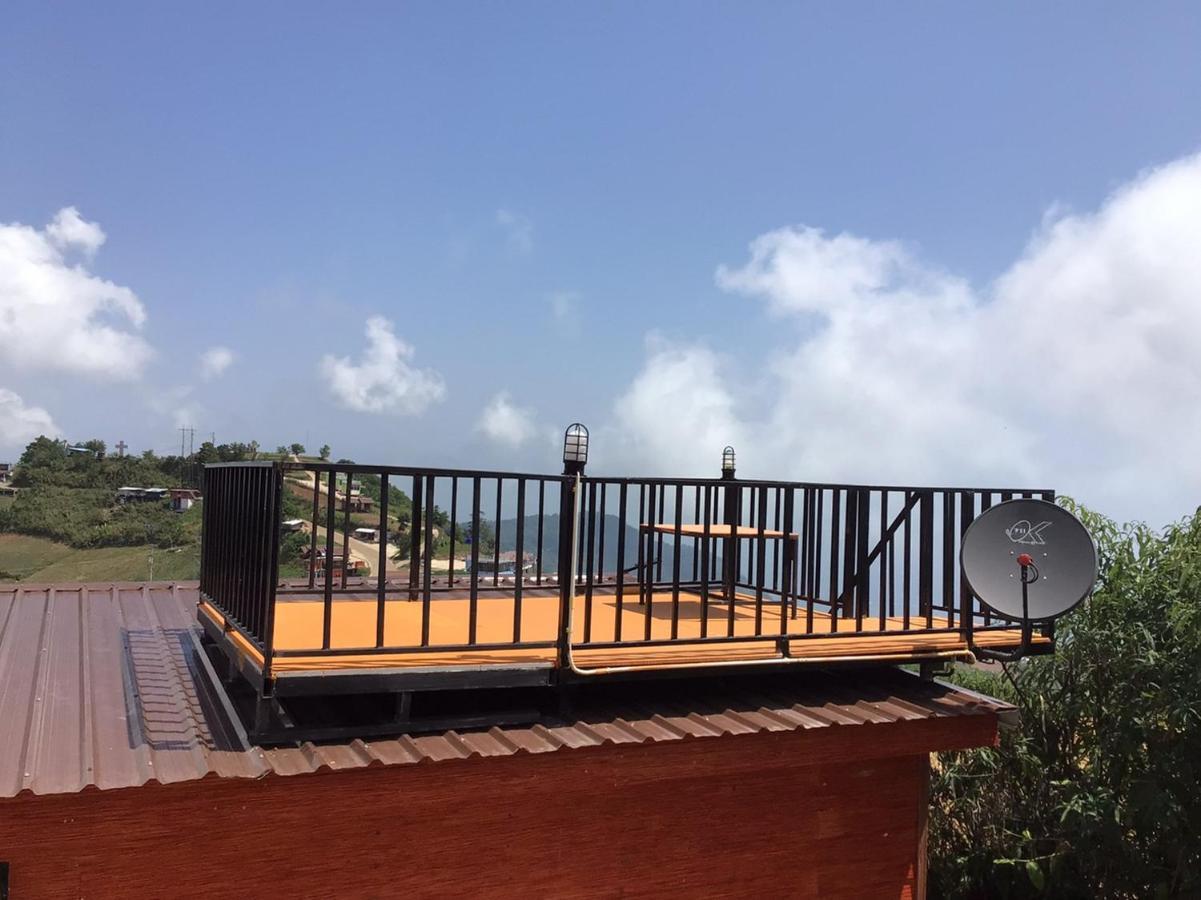 Hotel ไร่รักดอย ภูทับเบิก à Lom Kao Extérieur photo